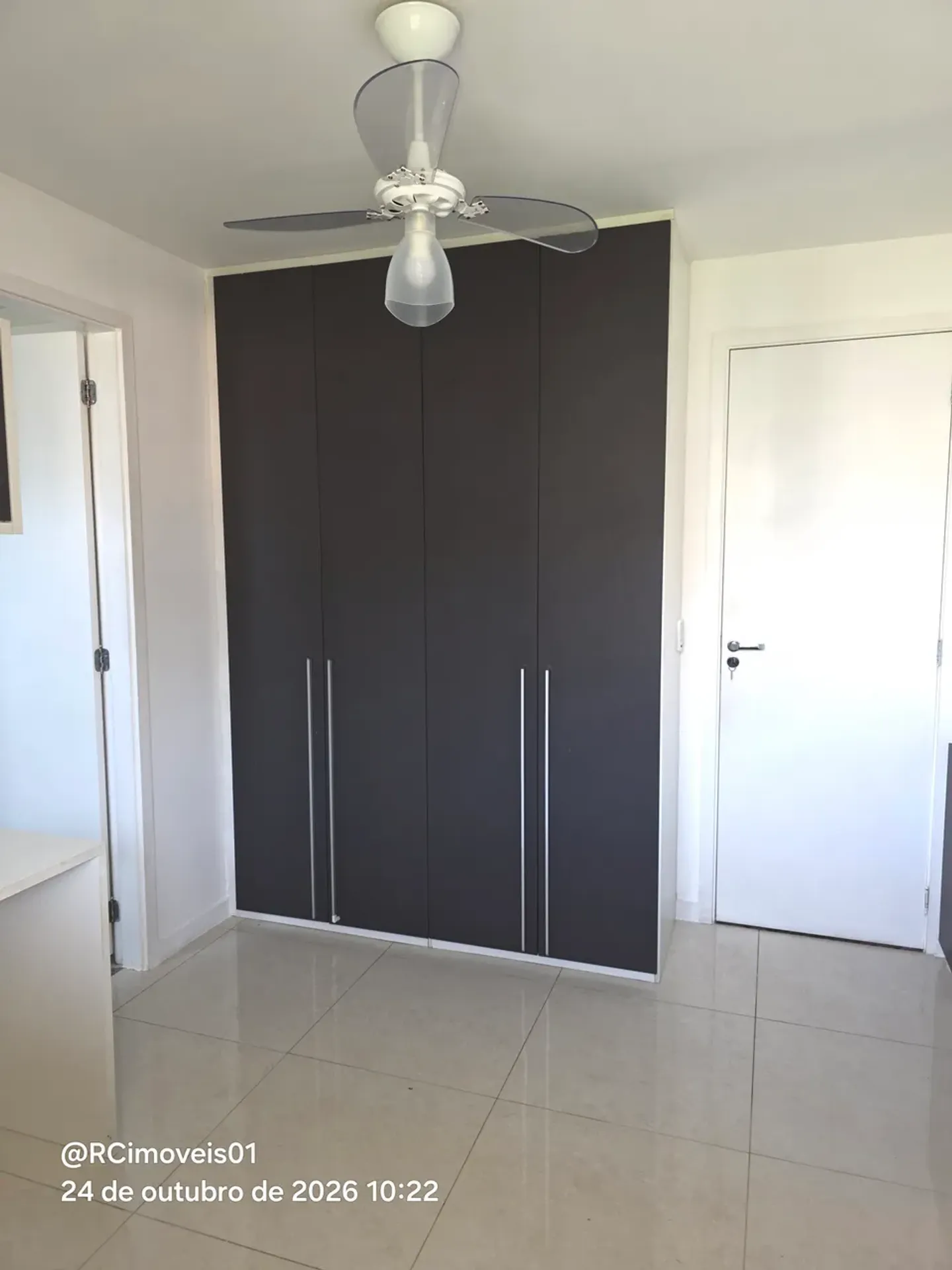 Apartment, 77 m², with a grill on the balcony — photo 29