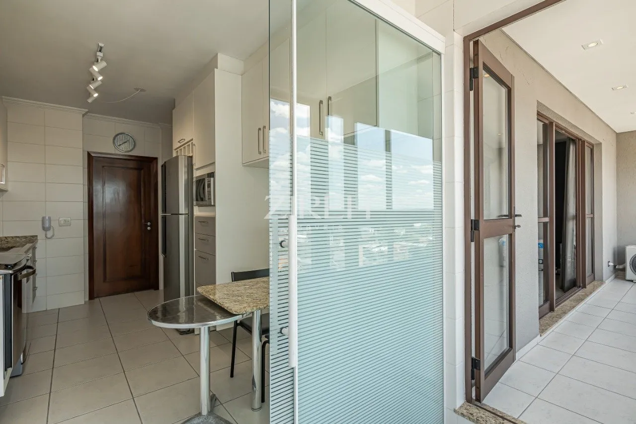 3-bedroom apartment with 3 parking spots and 249 m² — photo 17
