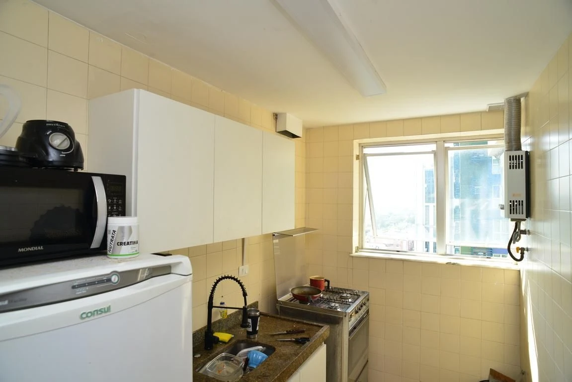 Furnished apartment, 63 m², with wood or laminate floors — photo 6