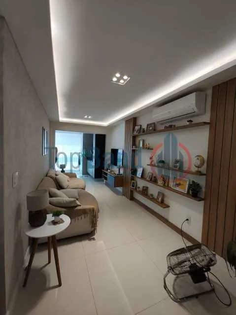 Furnished 3-bedroom apartment with open-plan kitchen — photo 21