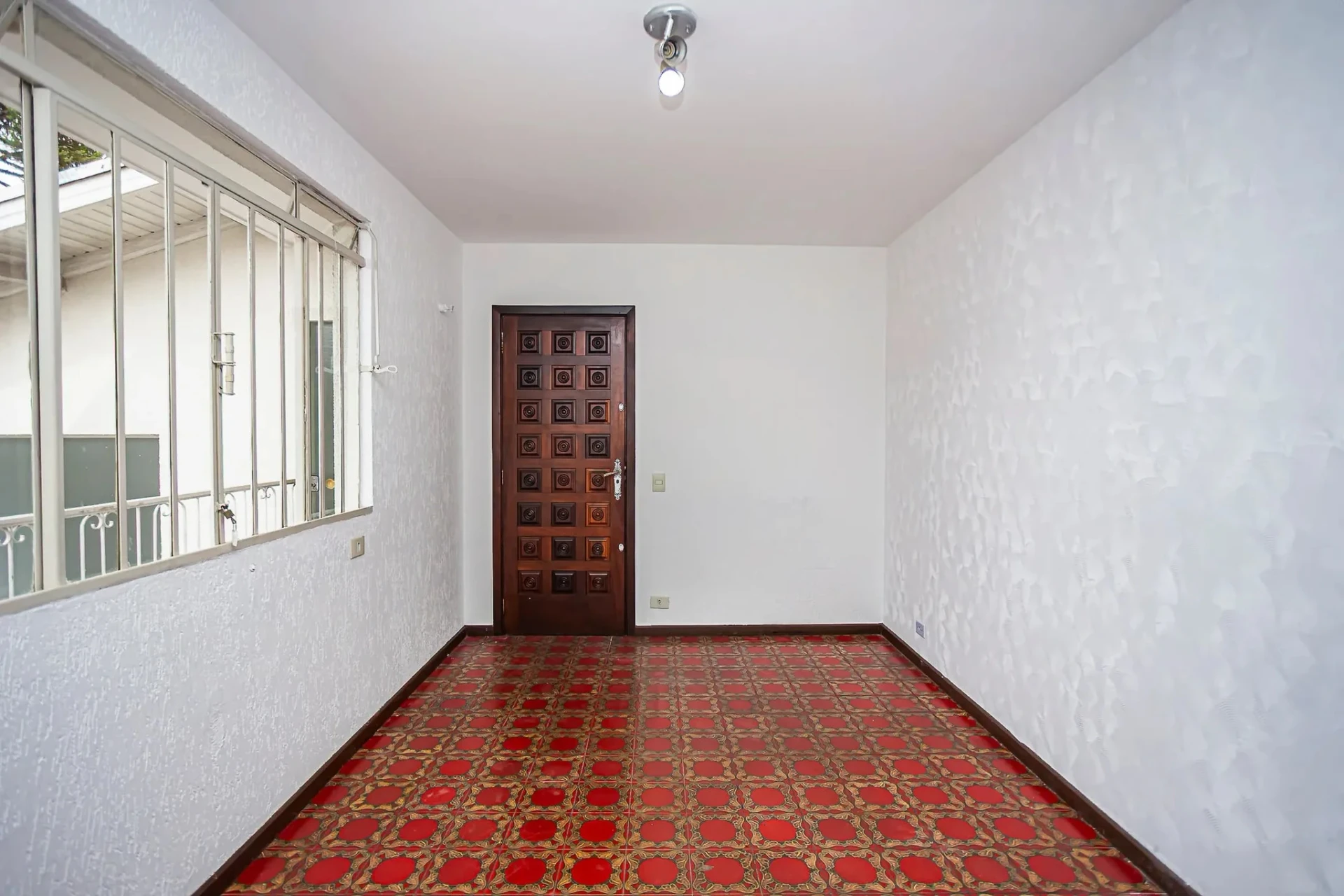 Apartamento com piso de madeira ou laminado, Cabral — photo 21