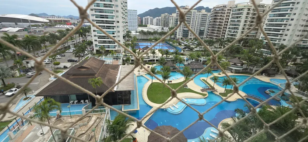 Furnished 69 m² apartment with 2 bedrooms and 3 bathrooms — photo 16