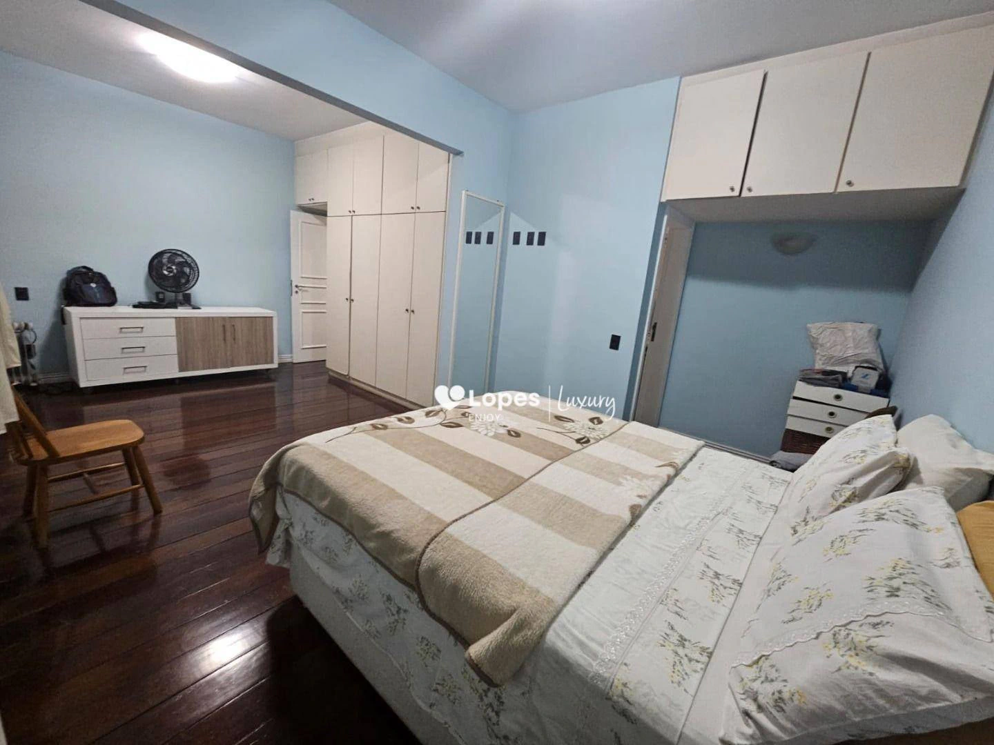 Furnished 3-bedroom apartment with 134 m² — photo 10