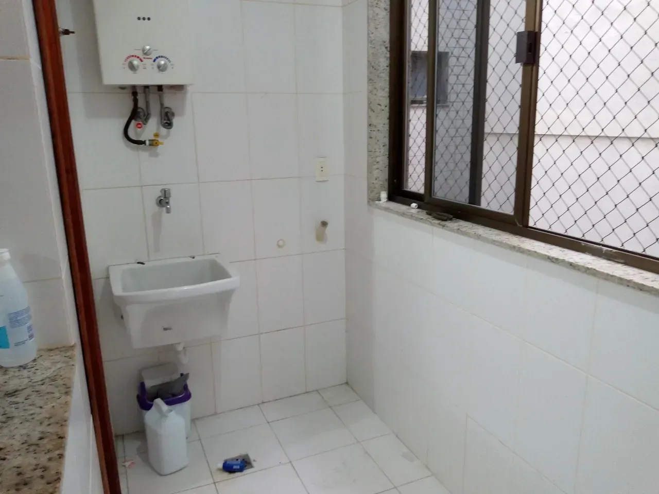 85 m² apartment with 3 bedrooms and 3 bathrooms — photo 18