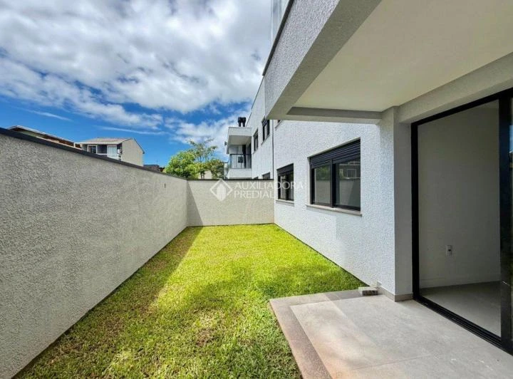 Apartamento con 2 dormitorios, 2 baños y balcón — photo 8