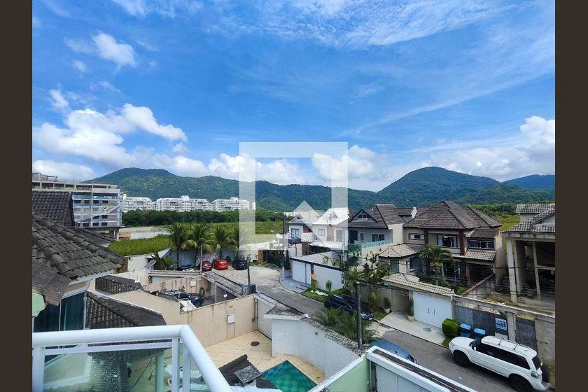 Rental apartment with 4 en-suite bedrooms and 350 m² — photo 37