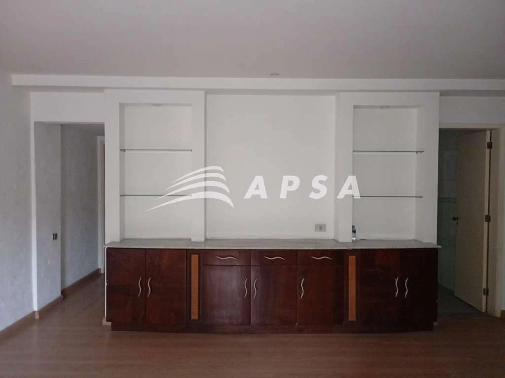 150 m² apartment with a separate closed kitchen — photo 2