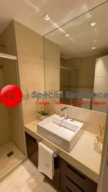 Furnished apartment with 4 bedrooms and 5 bathrooms — photo 24