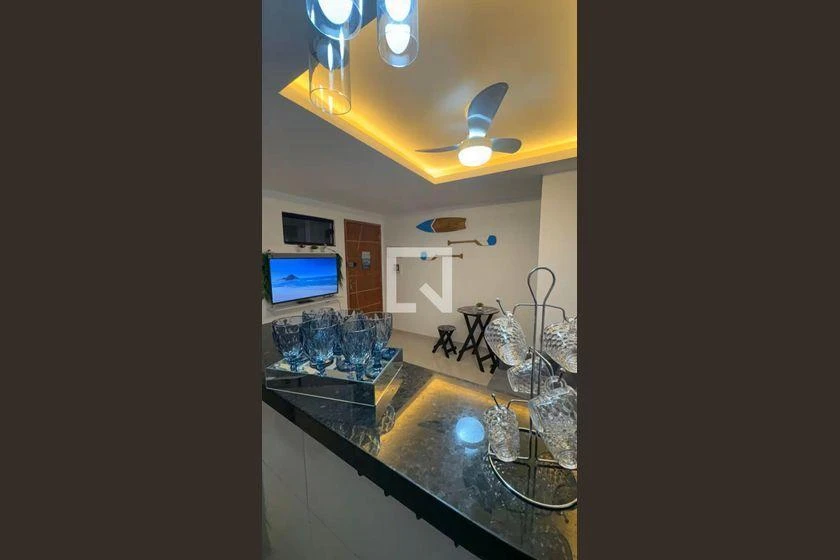 Apartamento mobiliado de 1 quarto com varanda e 45 m² — photo 3