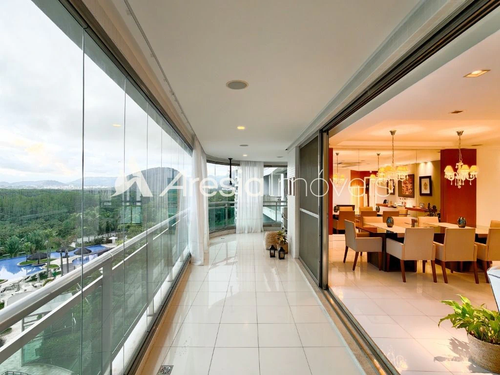 Furnished apartment with 4 bedrooms and private BBQ area — photo 5
