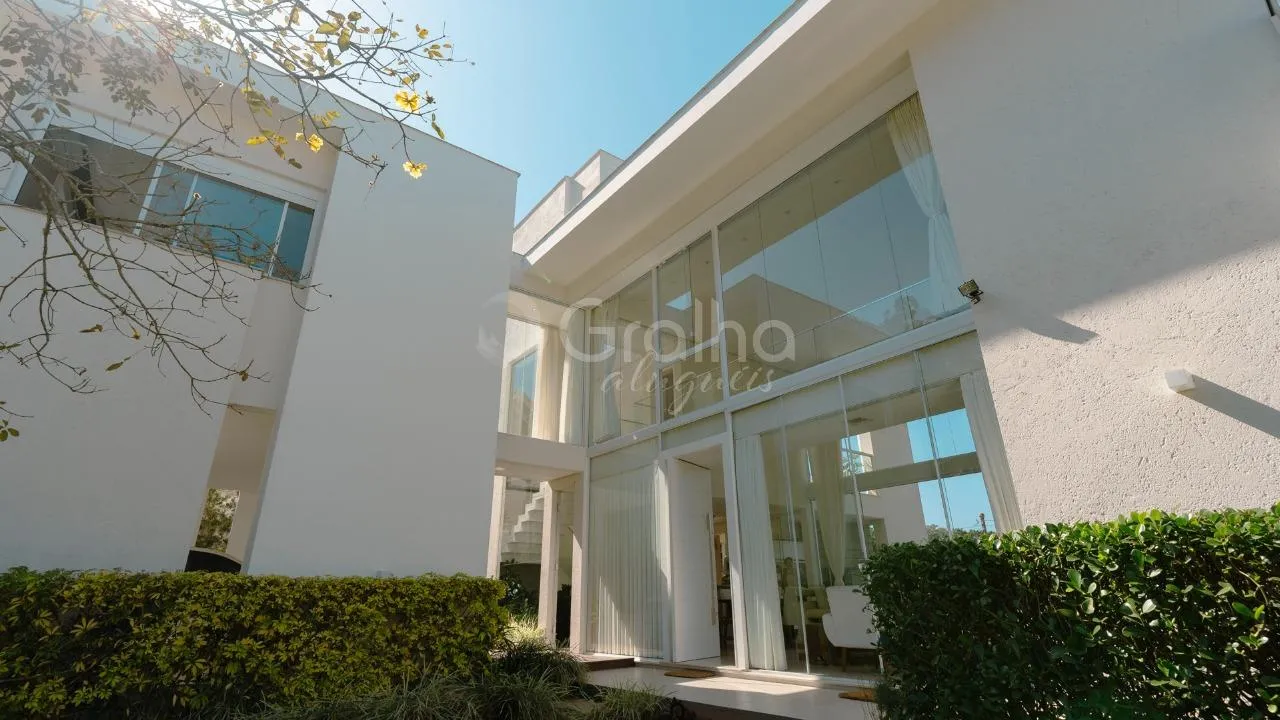 Меблированный дом: 5 спален с ванной и 730 м² — photo 36
