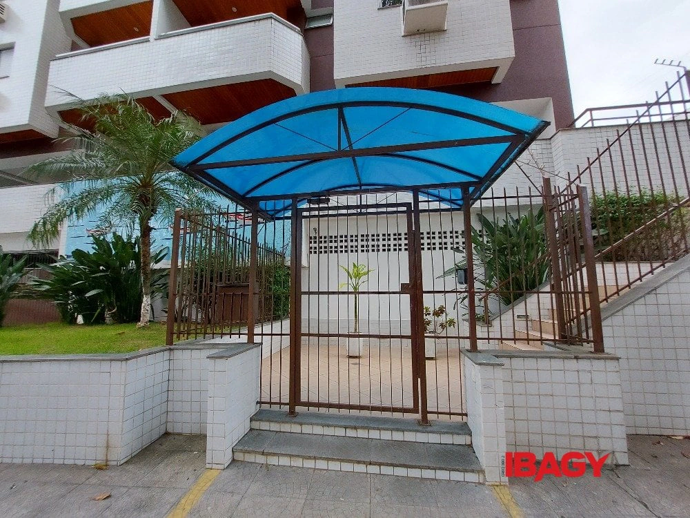 Furnished apartment, 89 m², with a washing machine — photo 25