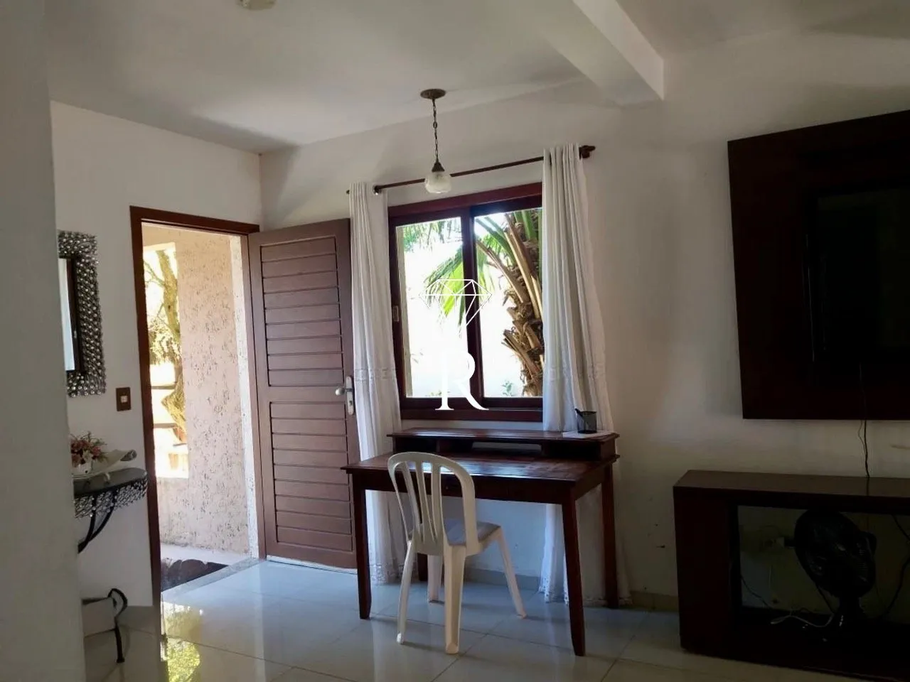 Casa de 6 dormitorios con balcón y parrilla — photo 4
