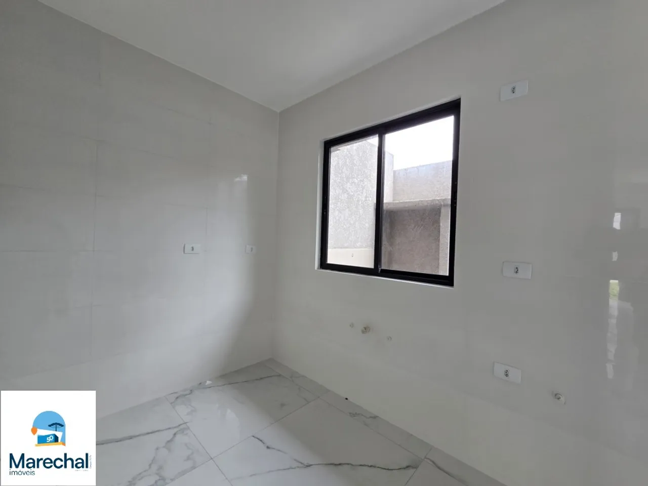Condo house with a private BBQ area — photo 10
