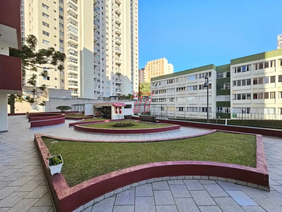 Rental apartment with 3 bedrooms and a balcony — photo 38