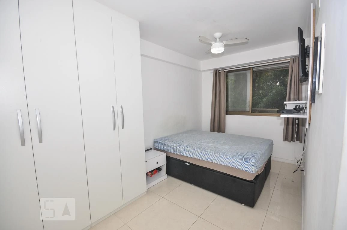 Floor-to-ceiling windows in a 2-bedroom apartment, 60 m² — photo 17