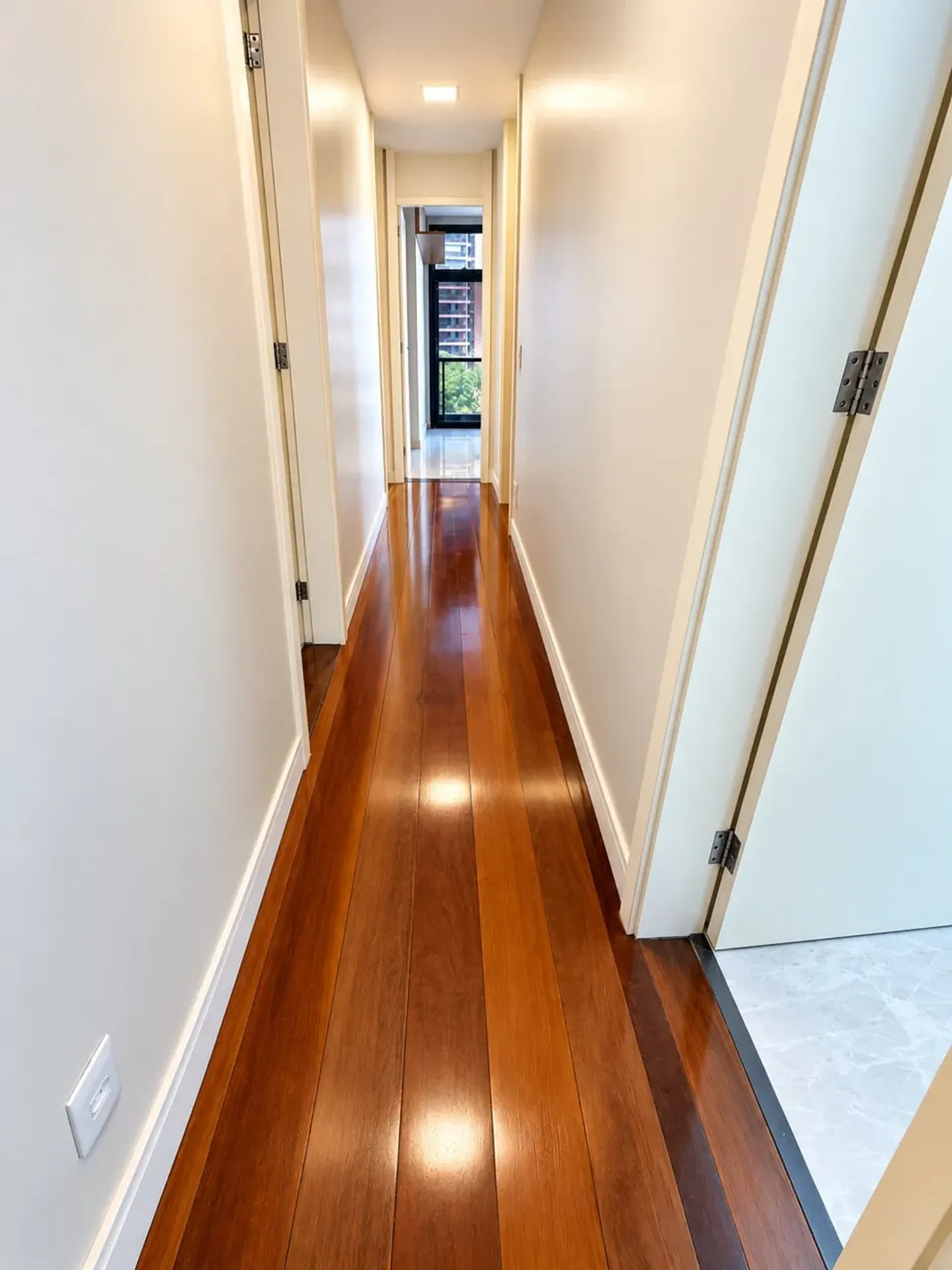 Apartment on the 4th floor with a private BBQ — photo 11