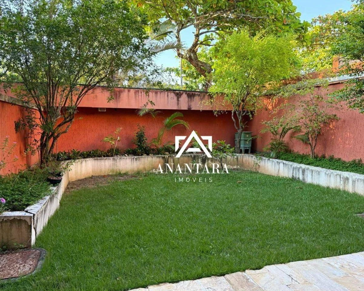 Rental house with 9 bedrooms, 6 baths and 800 m² — photo 32