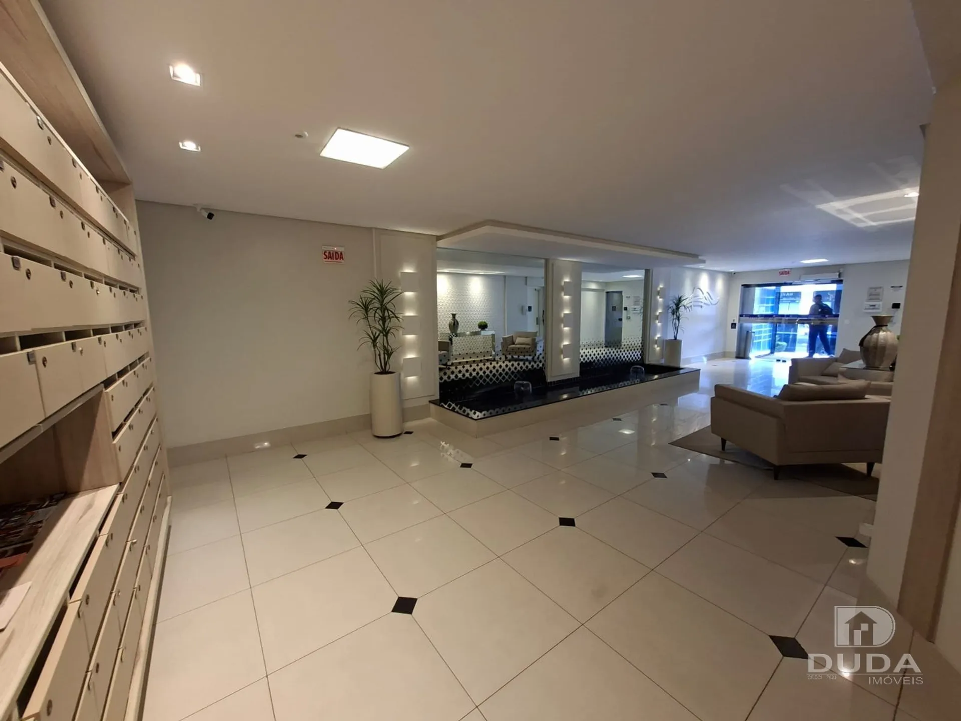 Apartment on the 10th floor with floor-to-ceiling windows — photo 100