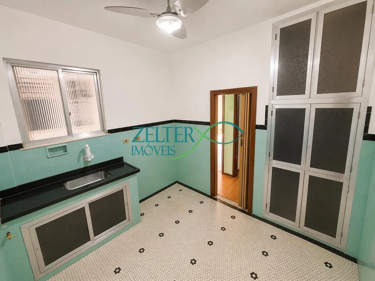 Apartamento com 2 quartos e cozinha separada — photo 6