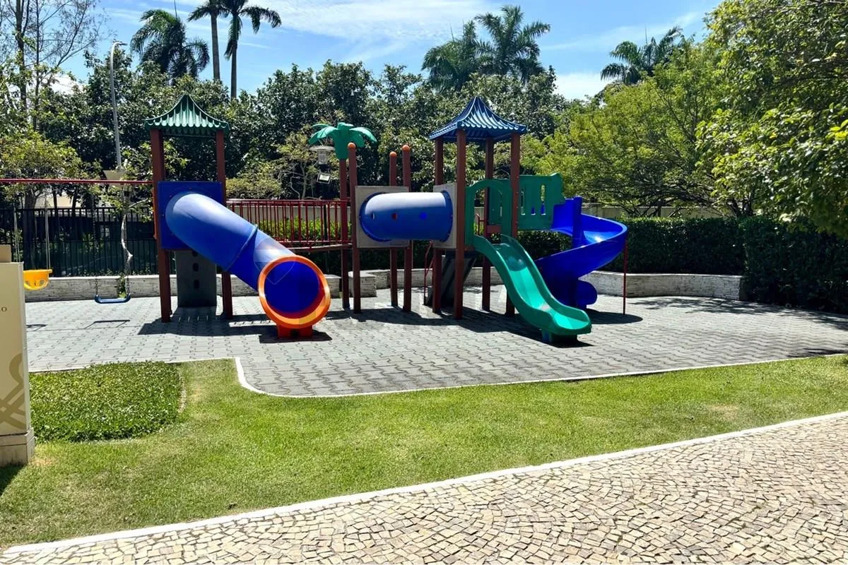 Apartamento de 315 m² com 4 dormitórios e 5 banheiros — photo 46