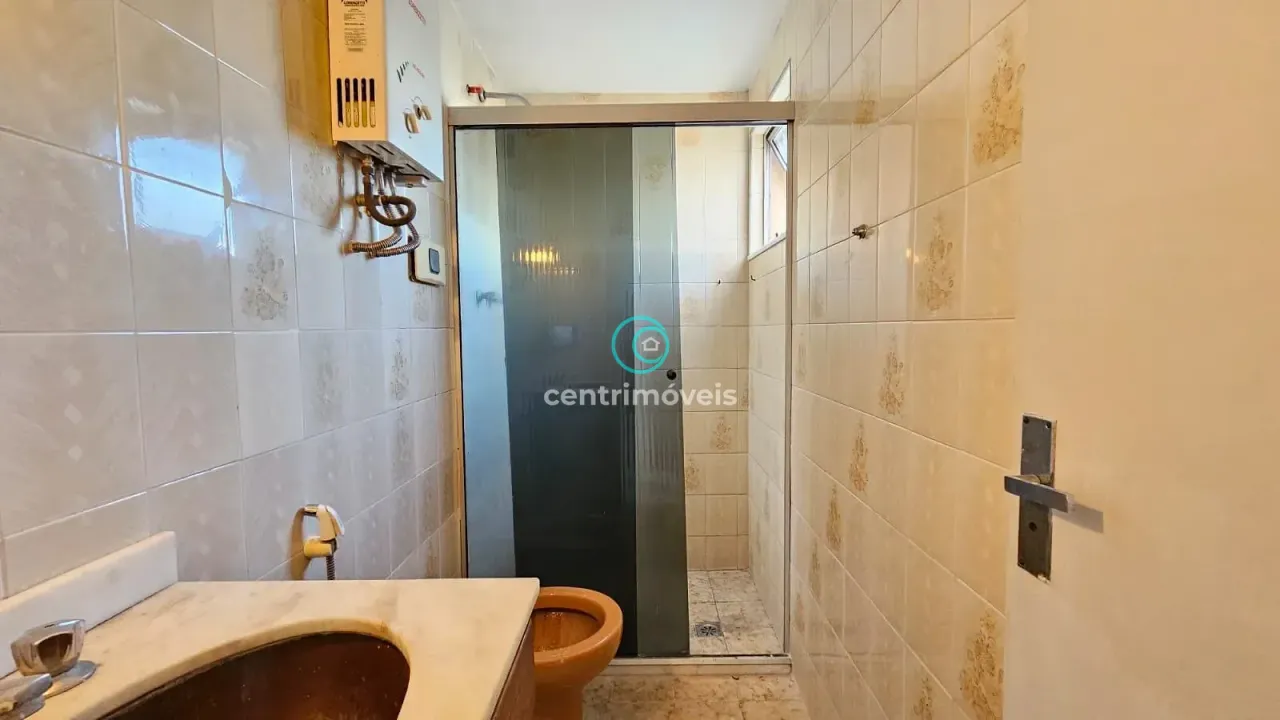 2-bedroom apartment with pool in the building — photo 9