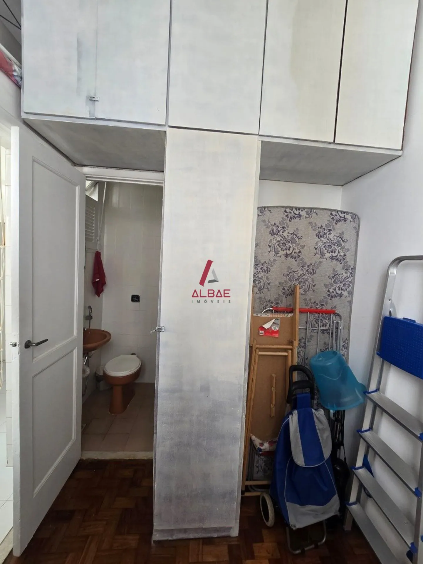 2-bedroom apartment with balcony and a full set of 3 baths — photo 30