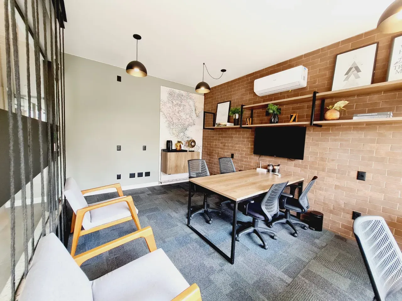 Studio with balcony grill and included parking spot — photo 21
