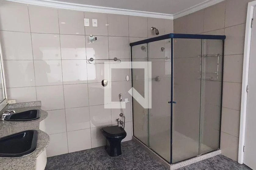 House with 6 en-suites and 8 bathrooms, 650 m² — photo 50