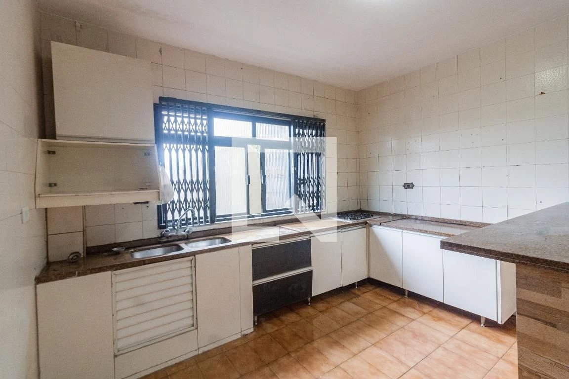 Studio, 70 m² — photo 14