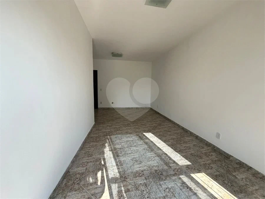 3-bedroom apartment with a home office in Rio de Janeiro — photo 12