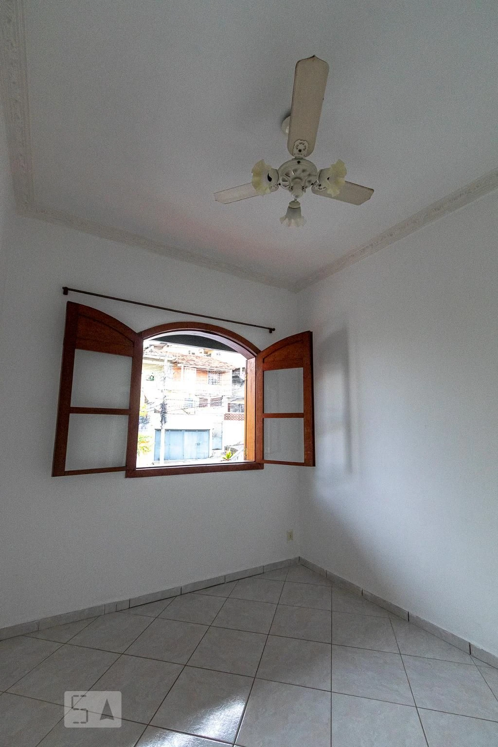 Будинок із 3 спальнями та заскленим балконом — photo 8
