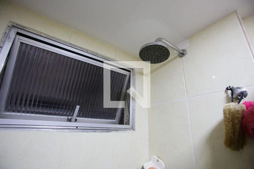 Apartamento amueblado de 2 dormitorios con cocina abierta — photo 28