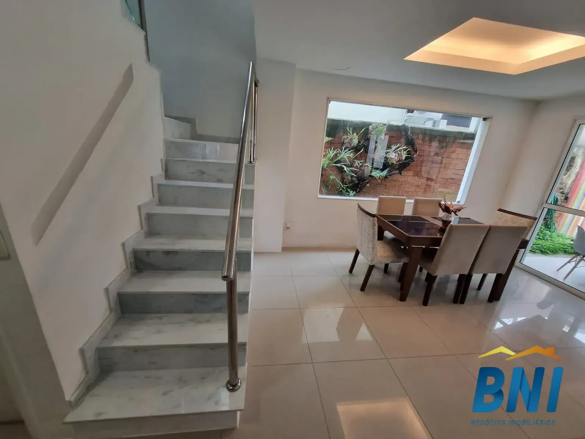 Home office in a 4-bedroom house, 226 m² — photo 22
