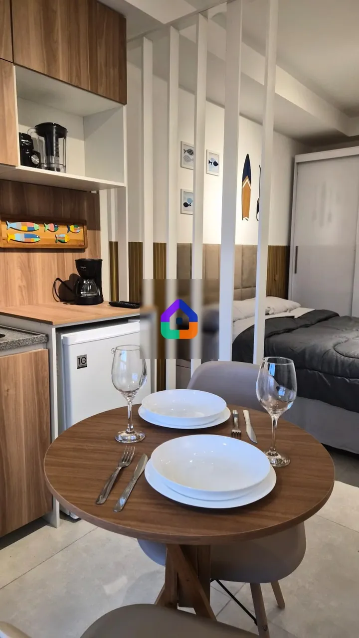 Studio apartment with built-ins and 1 bathroom — photo 9