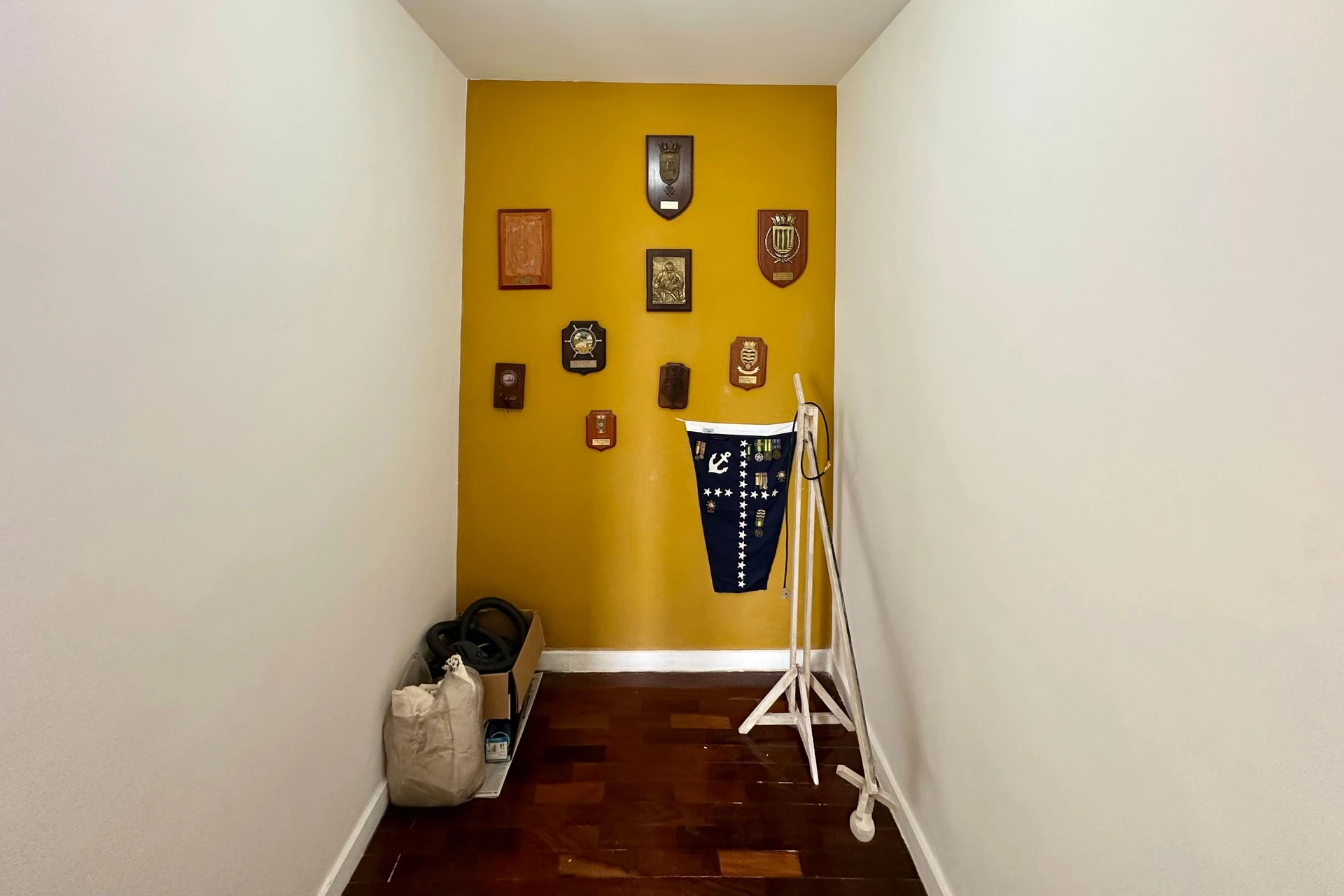 One-bedroom apartment with a mountain view in Rio de Janeiro — photo 43