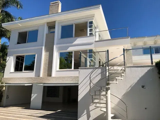 House with 6 en-suite bedrooms and 1372 m² — photo 6
