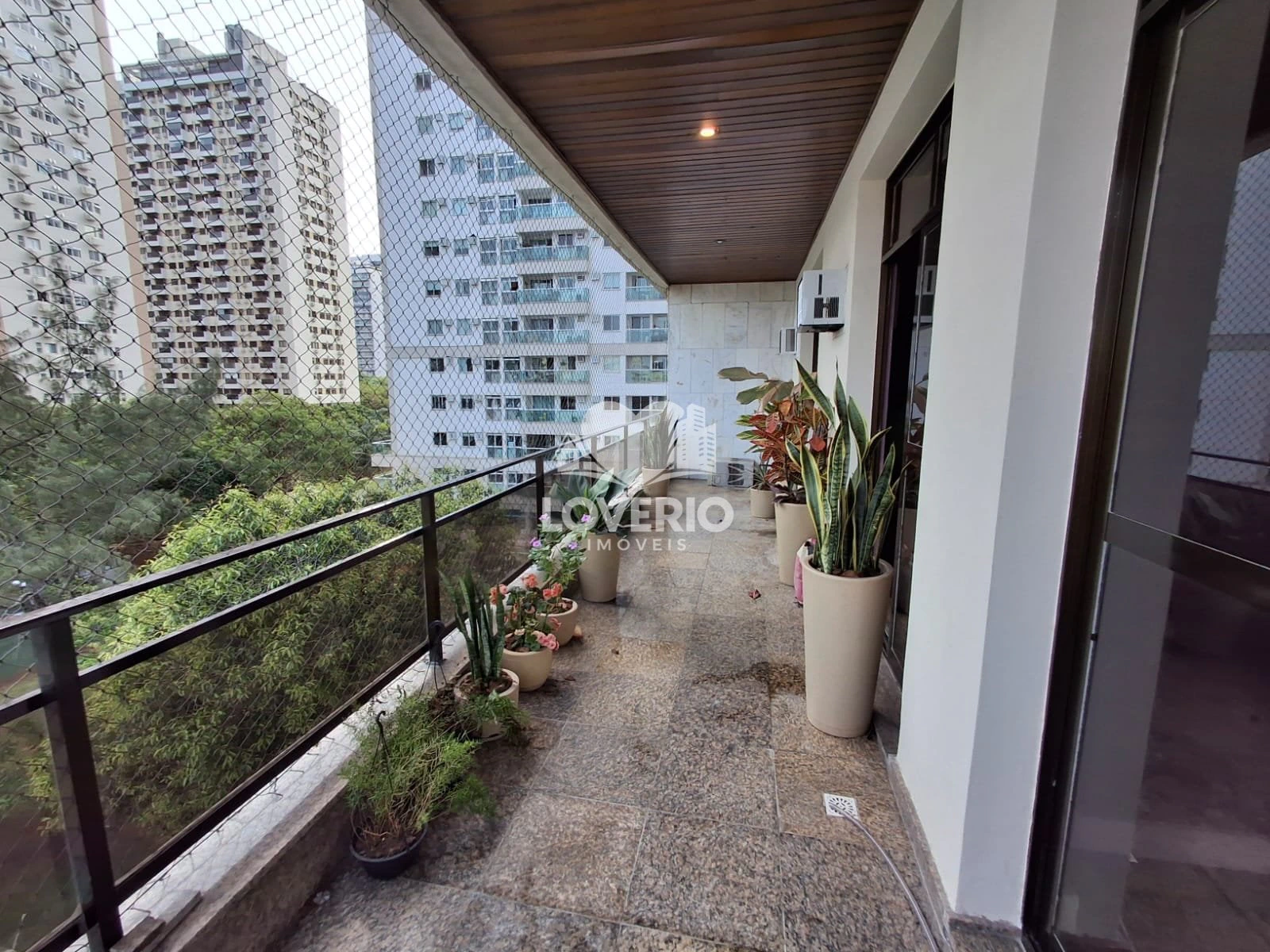 4-bedroom apartment with a private BBQ — photo 14
