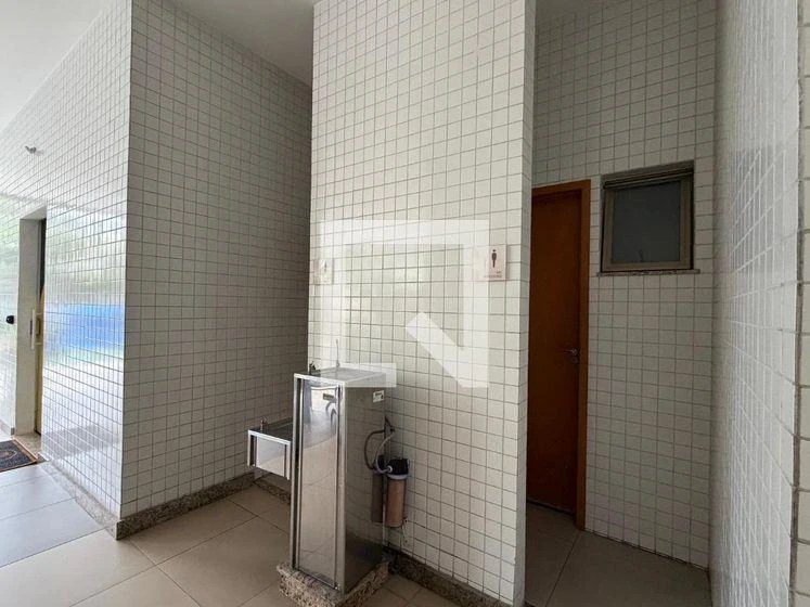 Furnished apartment, 112 m², with a glass-enclosed balcony — photo 15