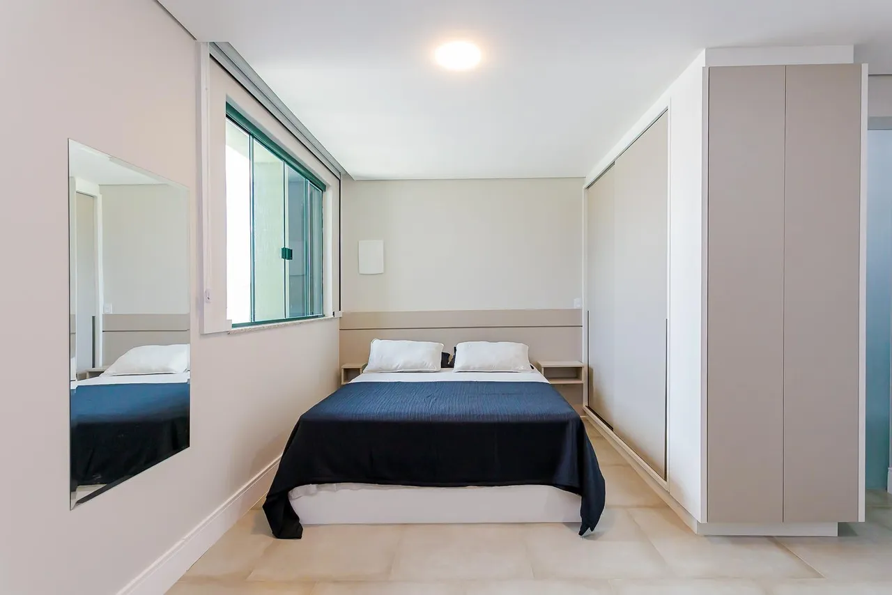 Furnished studio 22 m² with an en-suite bathroom — photo 4