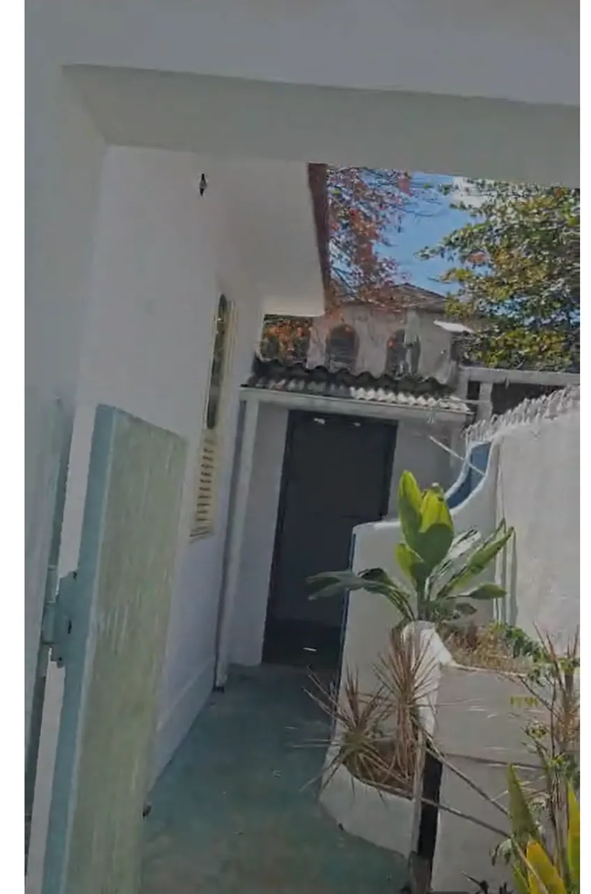 House with 2 bedrooms, 1 bathroom and a balcony — photo 3