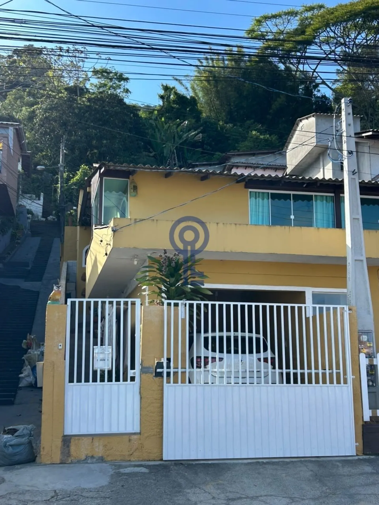 3-bedroom house with a water view in Florianópolis — photo 13