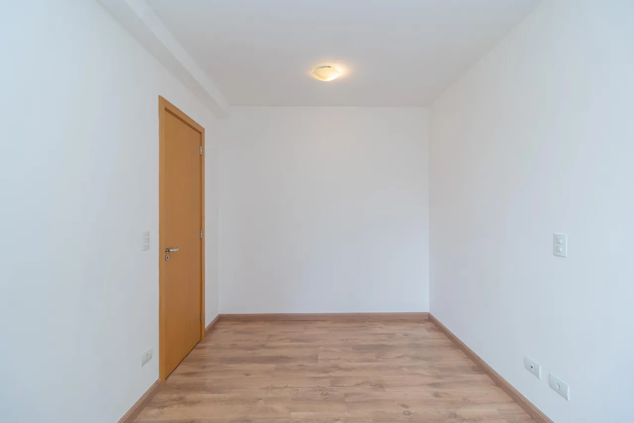 Unfurnished apartment with 2 bedrooms and 1 bath, 138 m² — photo 15