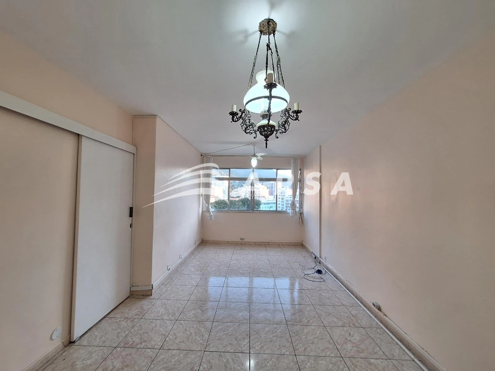 Mountain view in a 3-bedroom apartment, 120 m² — photo 10