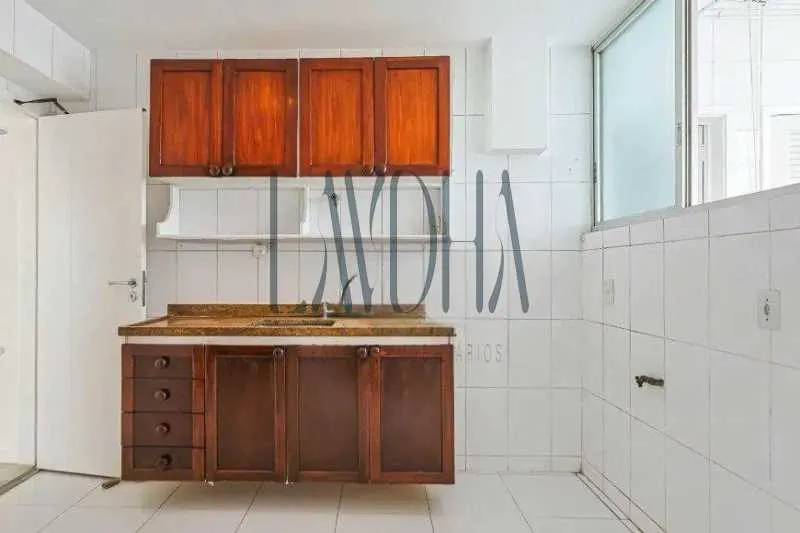 Duplex penthouse with balcony grill and 4 bedrooms — photo 13