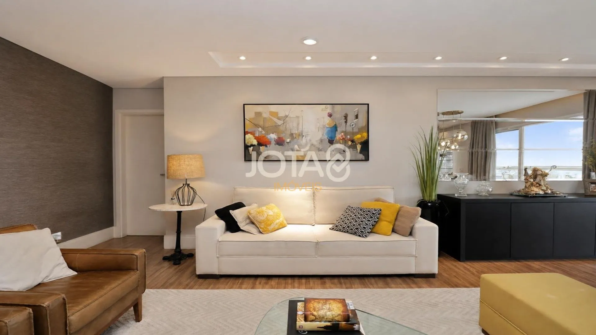 Furnished apartment, 267 m², with floor-to-ceiling windows — photo 24