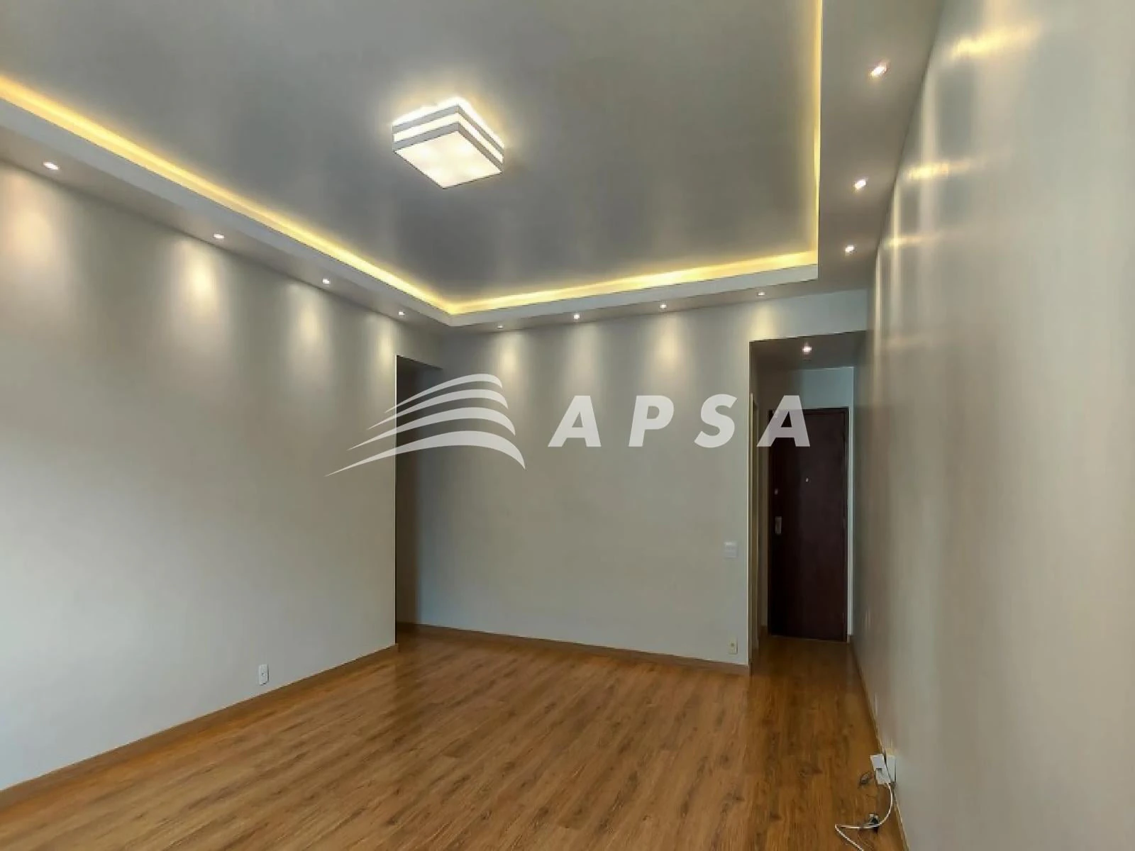 128 m² unfurnished apartment with 4 bedrooms and closed kitchen — photo 10