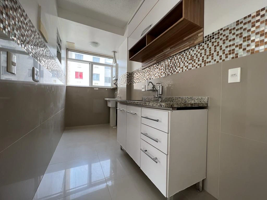 3-bedroom apartment with a closed kitchen and parking — photo 2