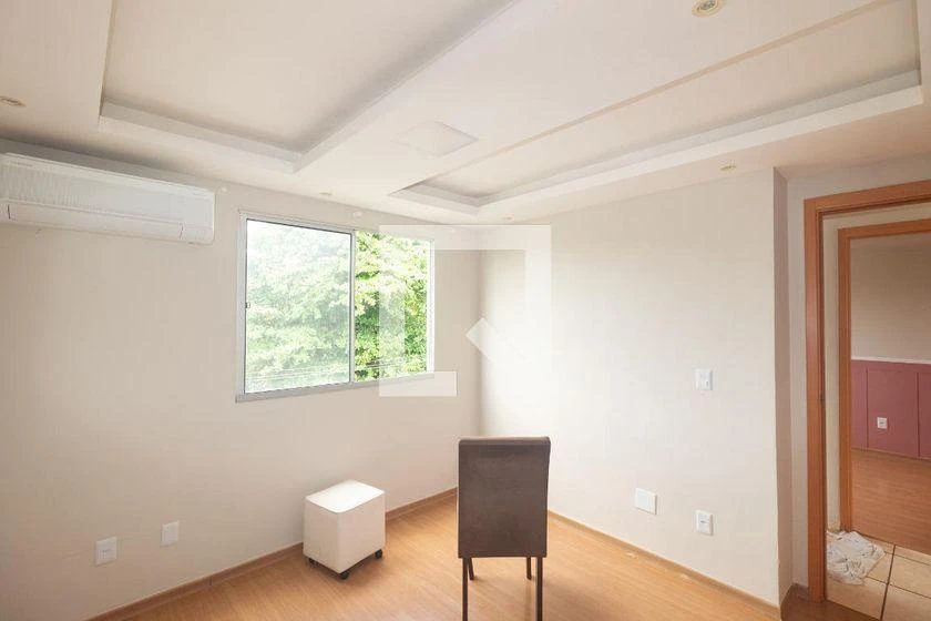 Apartamento de 2 quartos em condomínio com piscina — photo 4