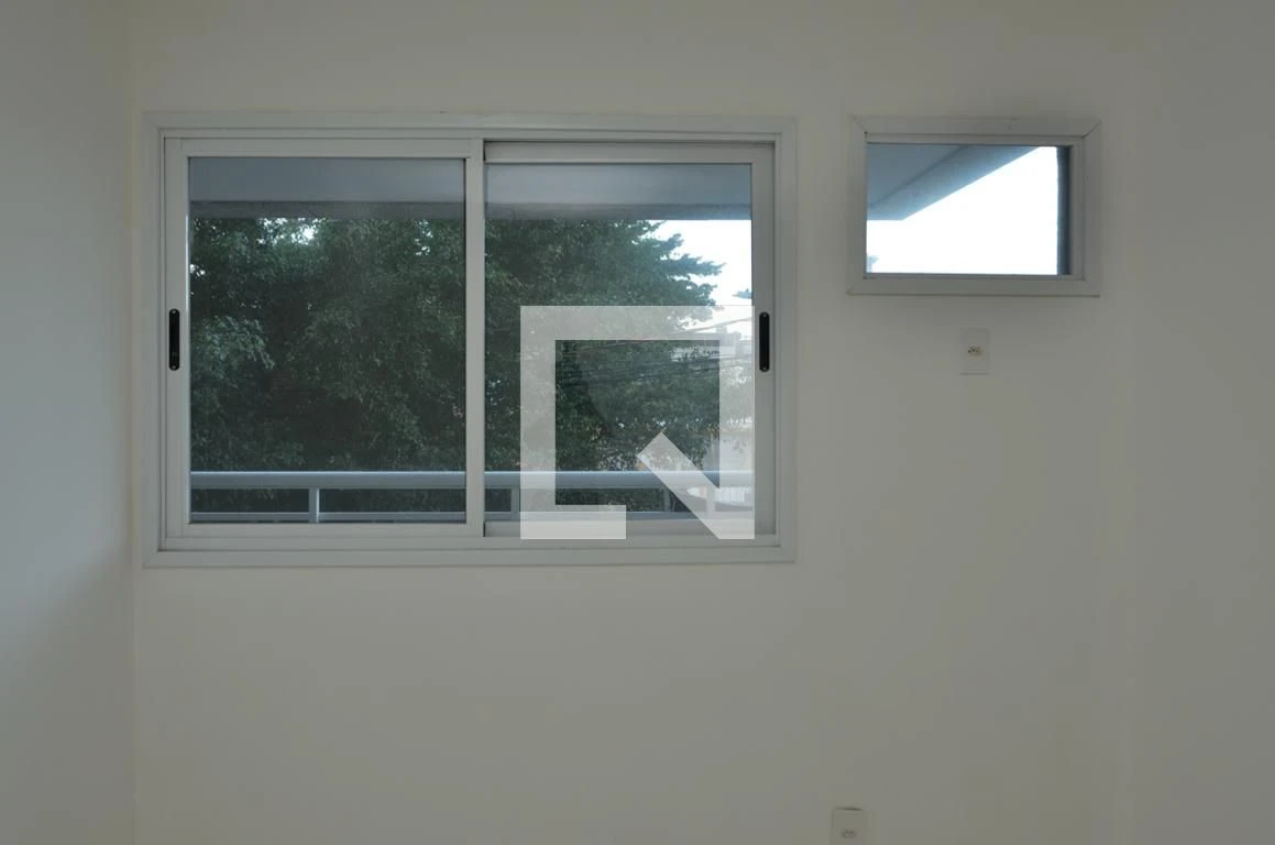 Furnished apartment, 90 m², with a grill on the balcony — photo 25